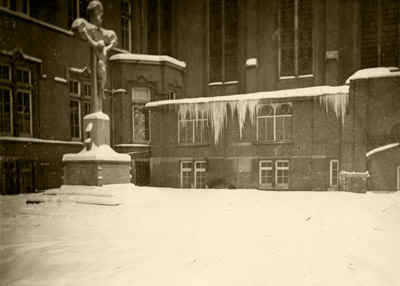 Monastère arrière gel  à la sacristie en 1940